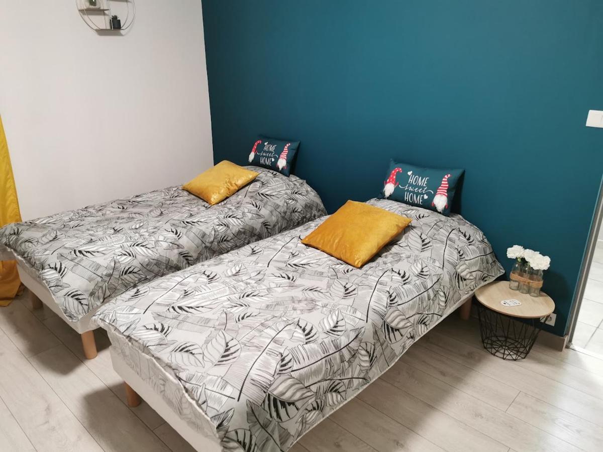 L'Aiscal Appart-Hotel 6 Personnes Calais Luaran gambar